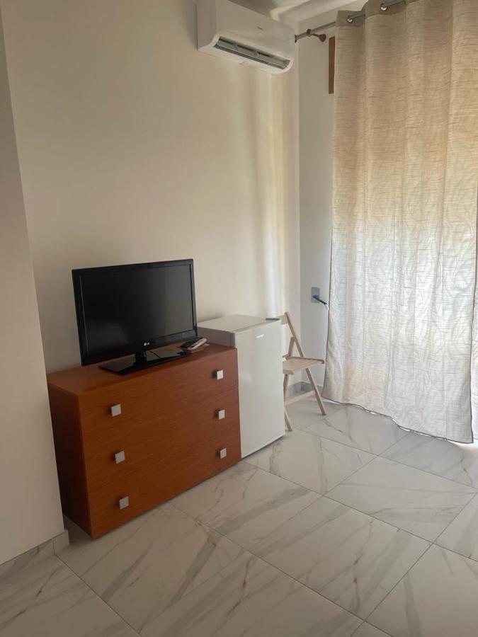 Camere Lorenzo Porto Cesareo Exteriör bild