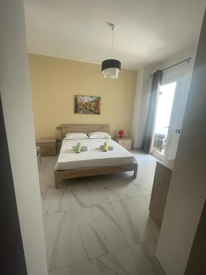 Camere Lorenzo Porto Cesareo Exteriör bild