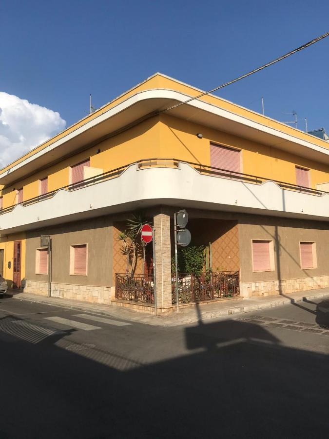 Camere Lorenzo Porto Cesareo Exteriör bild